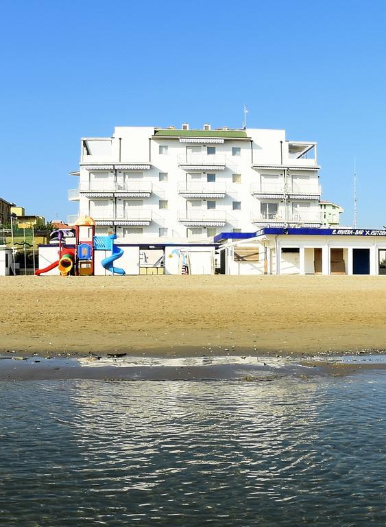 Residence Moderno Лідо-ді-Савіо Екстер'єр фото